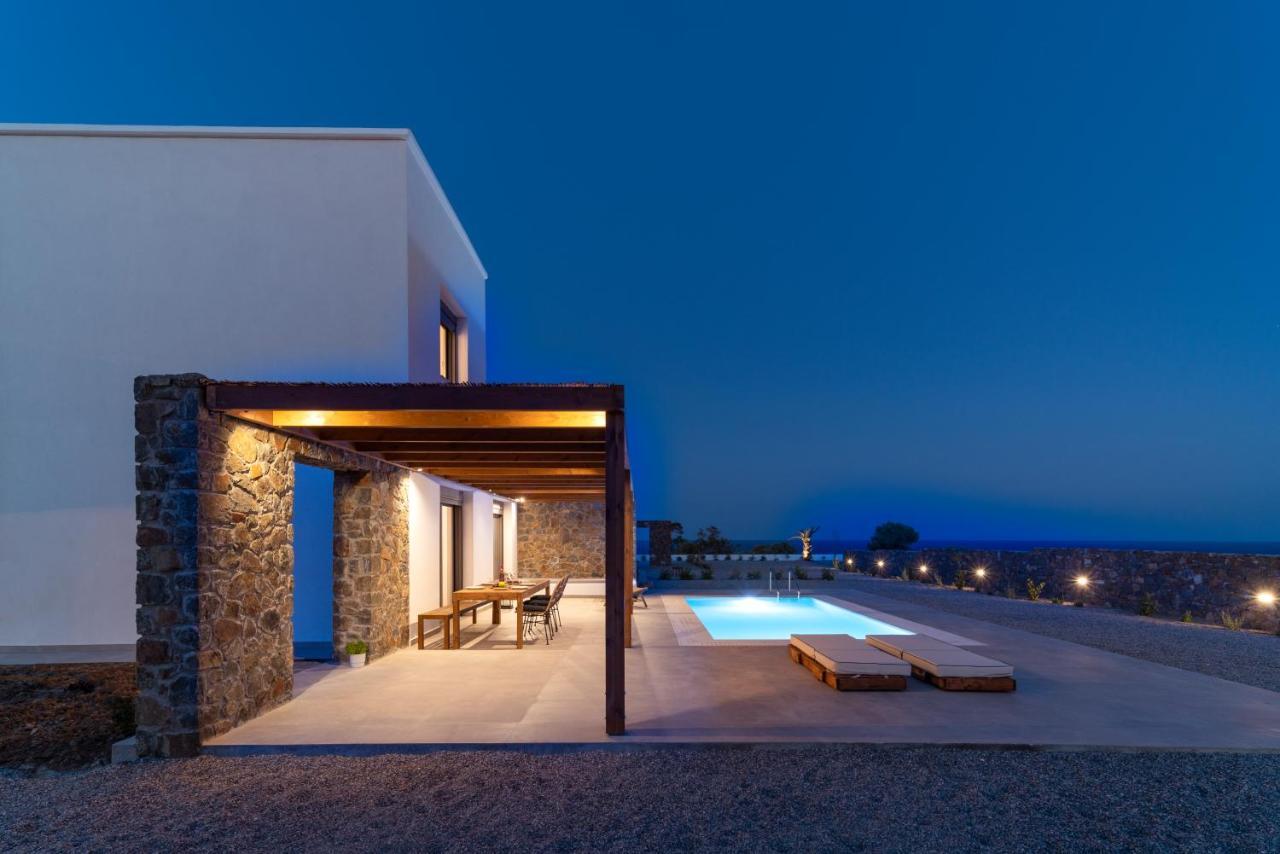 Terra D'Oro Sea View Villa With Private Pool คิโอตาริ ภายนอก รูปภาพ